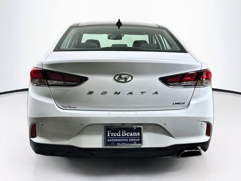 Used 2019 Hyundai Sonata Limited w/ Ultimate Package 04 FWD image 7