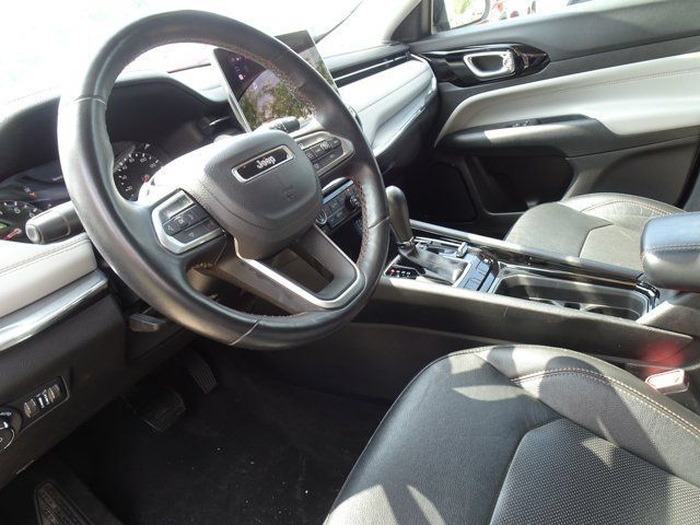 Used 2022 Jeep Compass Limited AWD/4WD image 12