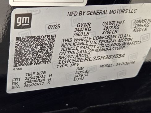 Used 2025 GMC Yukon Denali Ultimate w/ LPO, Floor Liner Package AWD/4WD image 38