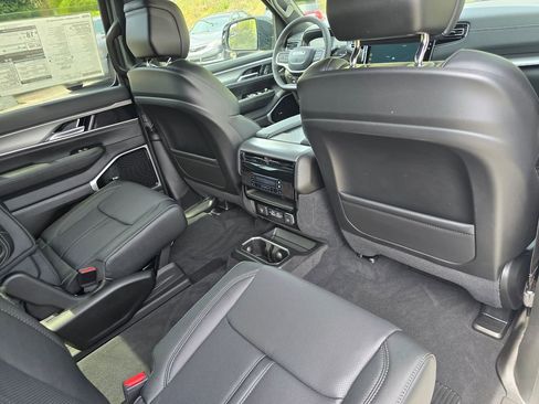 New 2026 Jeep Grand Wagoneer L Limited image 26