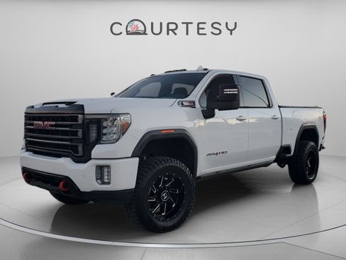Used 2020 GMC Sierra 2500 AT4 w/ AT4 Premium Package image 1