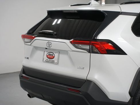 Certified 2024 Toyota RAV4 XLE Premium image 9