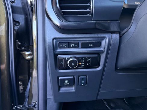 Used 2024 Ford F150 Raptor w/ Equipment Group 803A Raptor R AWD/4WD image 32
