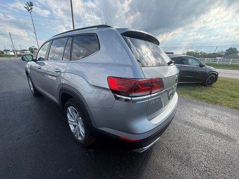 Used 2021 Volkswagen Atlas SE AWD/4WD image 6