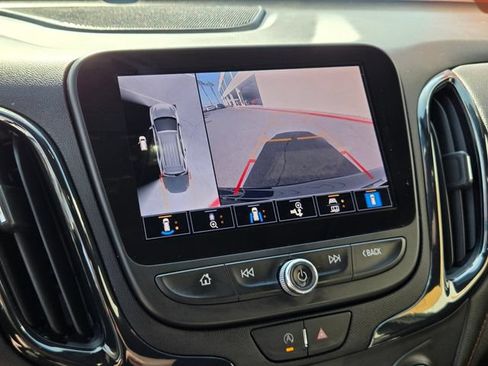 Used 2023 Chevrolet Equinox RS w/ RS Leather Package FWD image 21