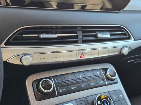 Used 2022 Hyundai Palisade SE image 33