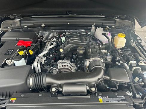 New 2026 Jeep Gladiator Mojave w/ Safety Group image 9