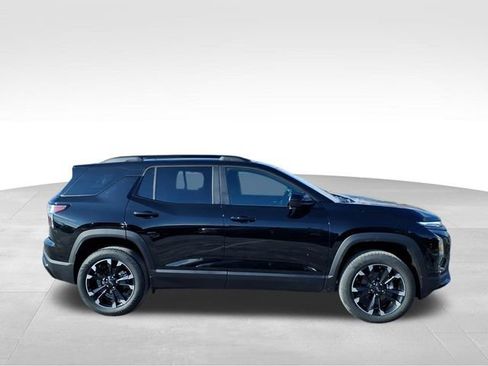 Certified 2026 Chevrolet Equinox RS w/ Convenience Package III image 2