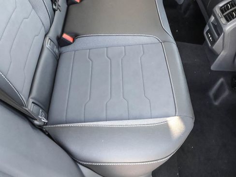 New 2026 Volkswagen Taos SE AWD/4WD image 39
