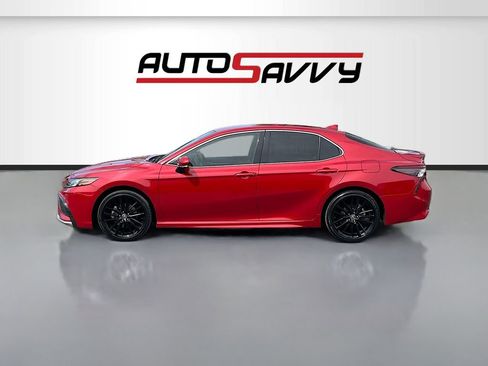 Used 2022 Toyota Camry XSE FWD image 4