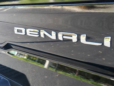 Certified 2023 GMC Sierra 1500 Denali w/ Technology Package image 28
