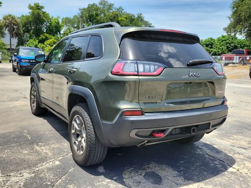 Used 2020 Jeep Cherokee Trailhawk w/ Cold Weather Group AWD/4WD image 4