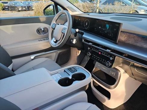 New 2026 Hyundai Ioniq 9 Calligraphy AWD/4WD image 10