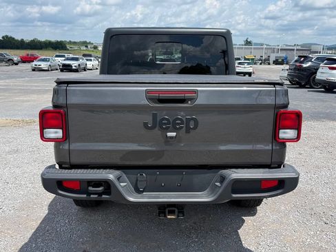 Used 2022 Jeep Gladiator Sport AWD/4WD image 17