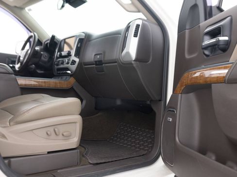 Used 2014 GMC Sierra 1500 SLT w/ SLT Crew Cab Value Package AWD/4WD image 35