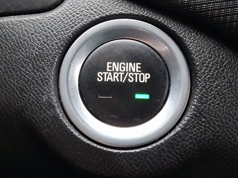 Used 2023 Chevrolet Equinox RS image 23