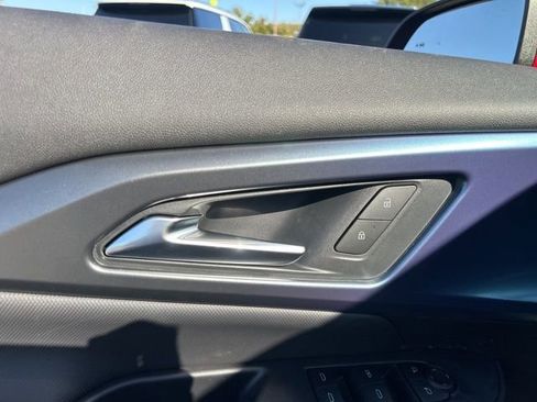 New 2026 Chevrolet Equinox EV LT image 12