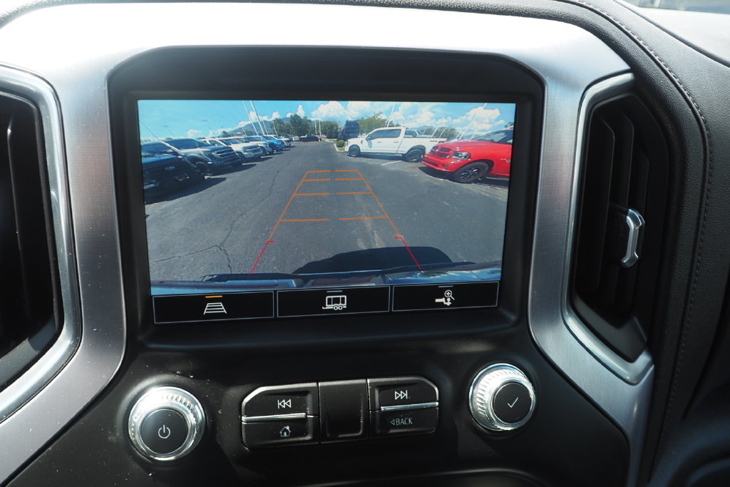 Used 2022 GMC Sierra 2500 SLE w/ Preferred Package AWD/4WD image 25