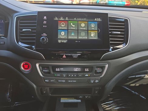 Used 2023 Honda Passport TrailSport image 18