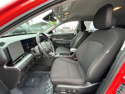 Used 2025 Hyundai Kona SEL FWD image 15
