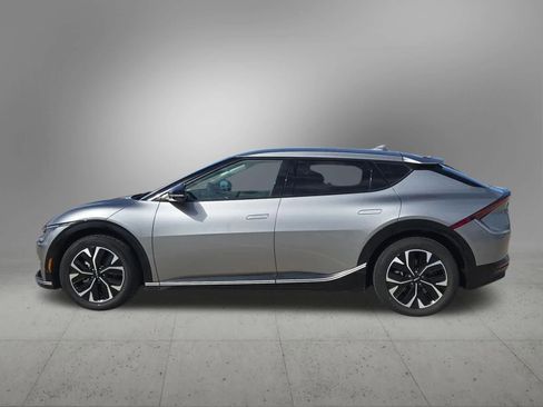Certified 2023 Kia EV6 Wind RWD image 3