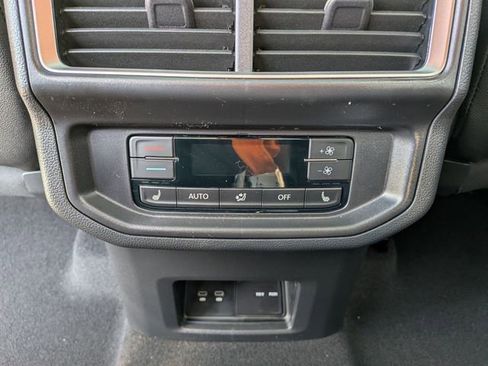 New 2026 Volkswagen Atlas SEL image 28