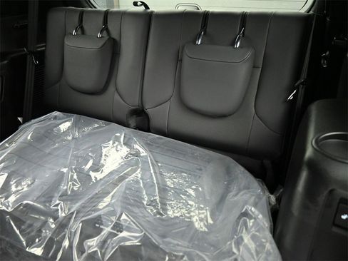 Used 2023 Lexus GX 460 Premium w/ Premium Plus Package image 21