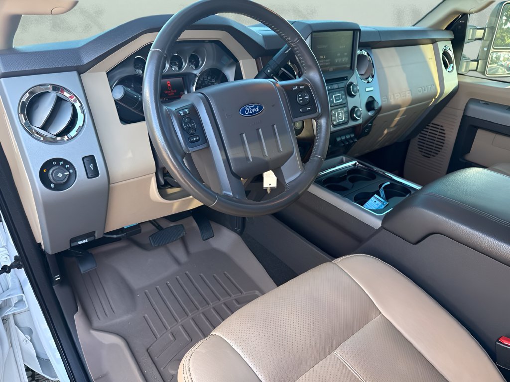 Used 2016 Ford F250 Lariat w/ Lariat Ultimate Package AWD/4WD image 11