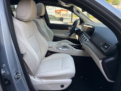 New 2025 Mercedes-Benz GLS 450 4MATIC image 14