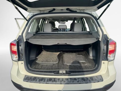 Used 2017 Subaru Forester 2.5i Premium AWD/4WD image 25