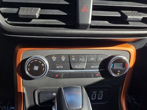 Certified 2022 Ford EcoSport SE w/ SE Convenience Package image 20