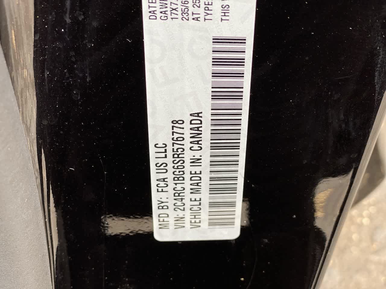 Used 2025 Chrysler Pacifica Select FWD image 28