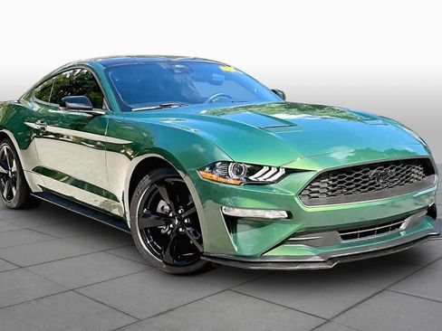 Used 2023 Ford Mustang Premium RWD image 3