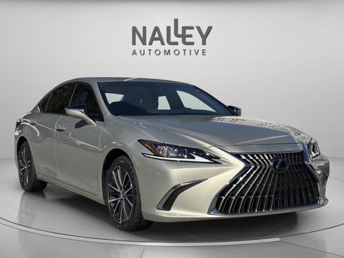 Used 2025 Lexus ES 300h w/ Premium Package image 5