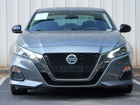 Used 2021 Nissan Altima 2.5 SR w/ SR Premium Package FWD image 6