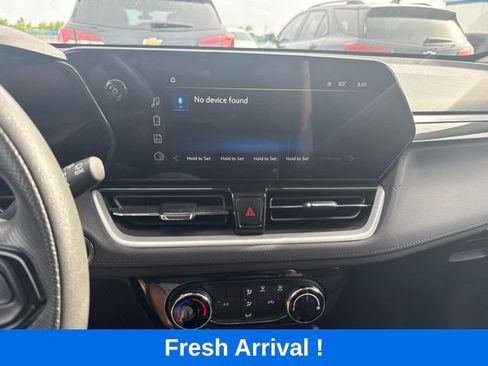 Used 2025 Chevrolet TrailBlazer LT FWD image 7