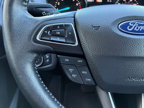 Used 2018 Ford Escape SE w/ SE Sport Appearance Package AWD/4WD image 28