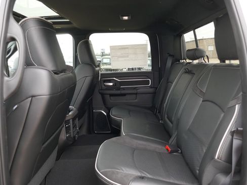 New 2026 RAM 2500 Laramie w/ Night Edition AWD/4WD image 15
