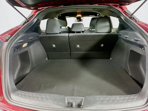 Used 2018 Toyota C-HR XLE FWD image 27