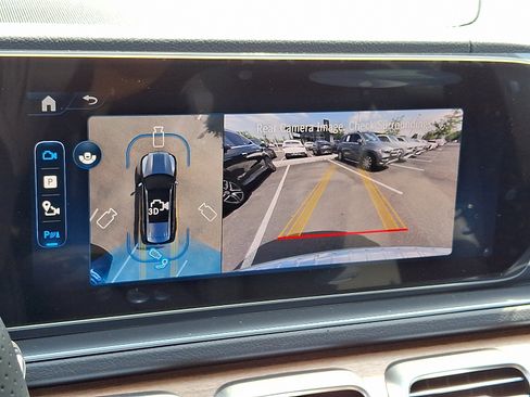 New 2025 Mercedes-Benz GLS 450 4MATIC image 18