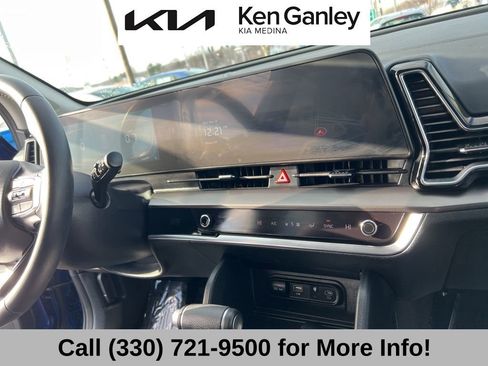 Certified 2025 Kia Sportage EX w/ Premium Package image 39