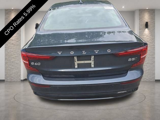 Used 2025 Volvo S60 B5 Plus AWD/4WD image 5