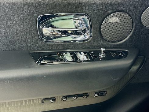 Used 2019 Rolls-Royce Cullinan AWD/4WD image 13