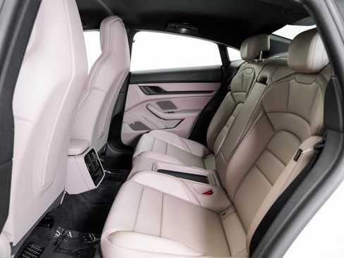 Used 2024 Porsche Taycan 4S image 20