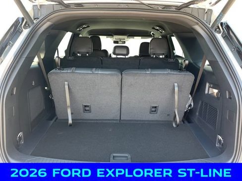 New 2026 Ford Explorer ST-Line w/ ST-Line Street Pack AWD/4WD image 5