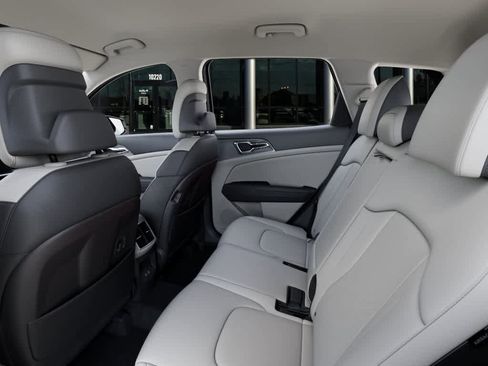 New 2026 Kia Sportage EX image 18