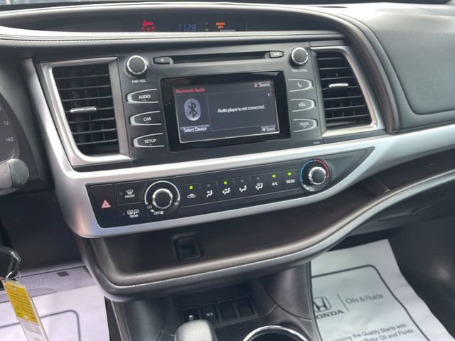 Used 2018 Toyota Highlander LE FWD image 20