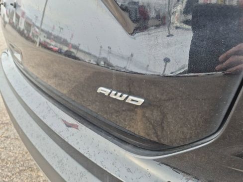 Used 2024 Ford Edge SEL w/ Convenience Package image 9