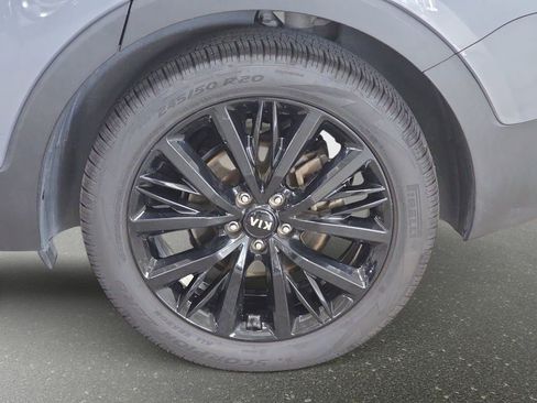 Used 2020 Kia Telluride SX image 32