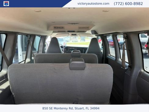 Used 2018 Chevrolet Express 3500 LT w/ LT Preferred Equipment Group RWD image 45